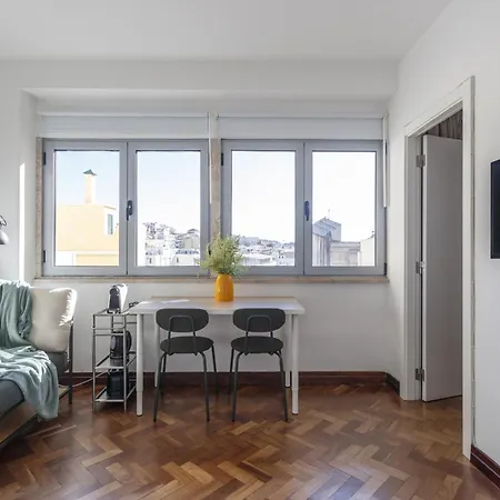아파트 Neegroni Balcony In - By Misha's Place 1a 리스본