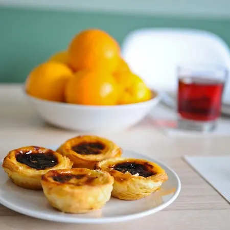 Neegroni Balcony In - By Misha's Place 1a Appartement Lisboa